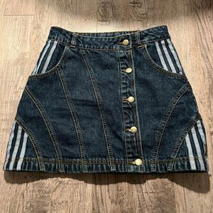 ✨Host Pick✨adidas x IVY PARK Denim Skirt Size S